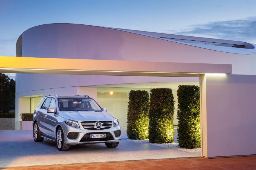  Mercedes-Benz GLE500e 4Matic AMG Line 2015 года  (фото 14 из 29)